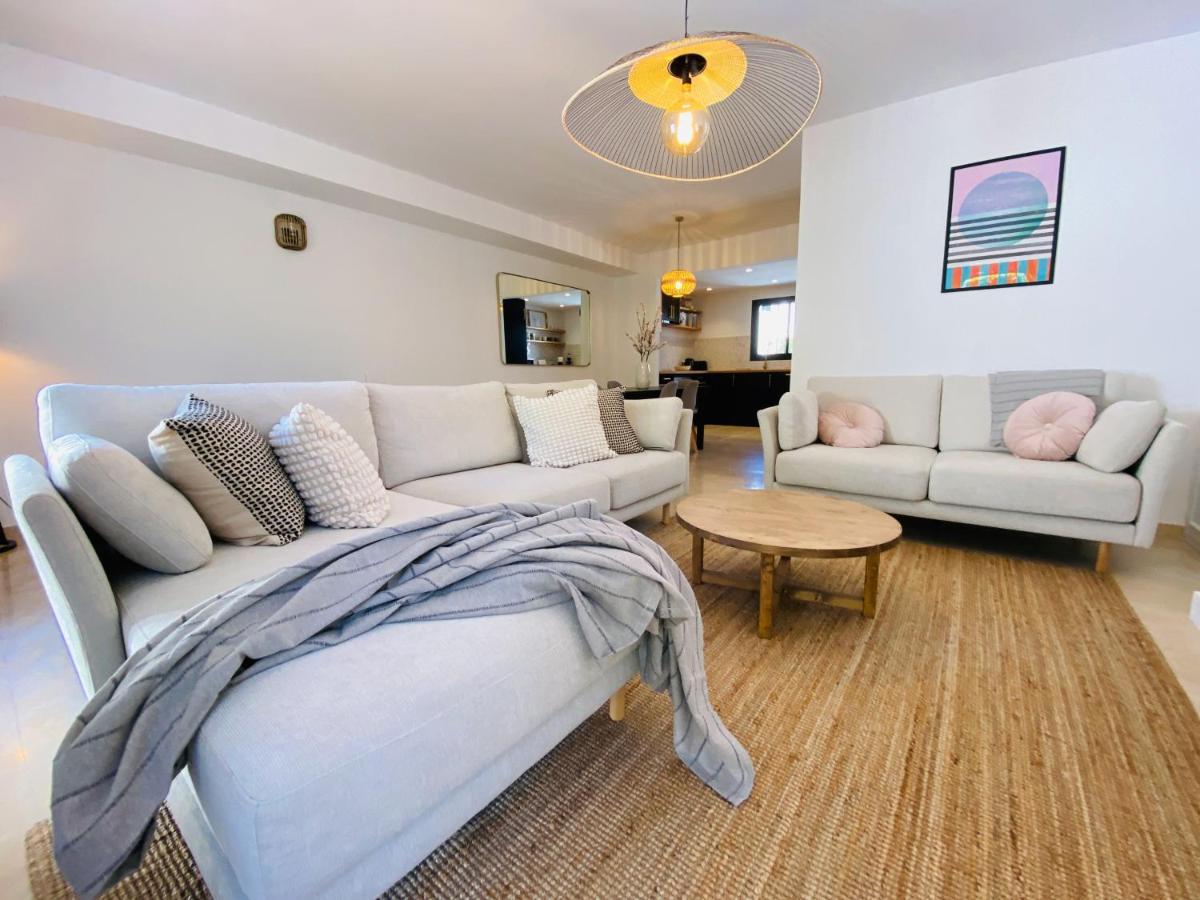 Dom wakacyjny Escape To Serenity - 3 Bedroom Townhouse By The Sea!